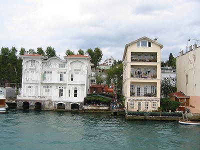 Houses on the Bosphorus, Istanbul